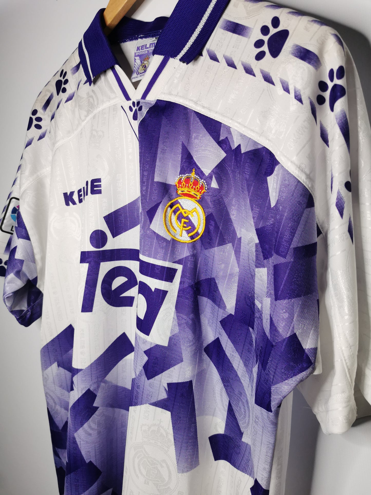 1996 Real Madrid Third, Medium