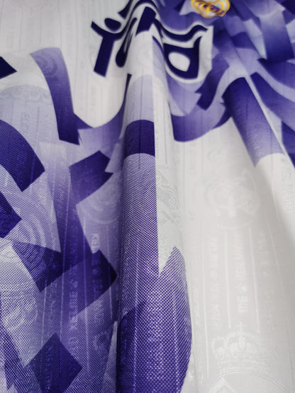 1996 Real Madrid Third, Medium