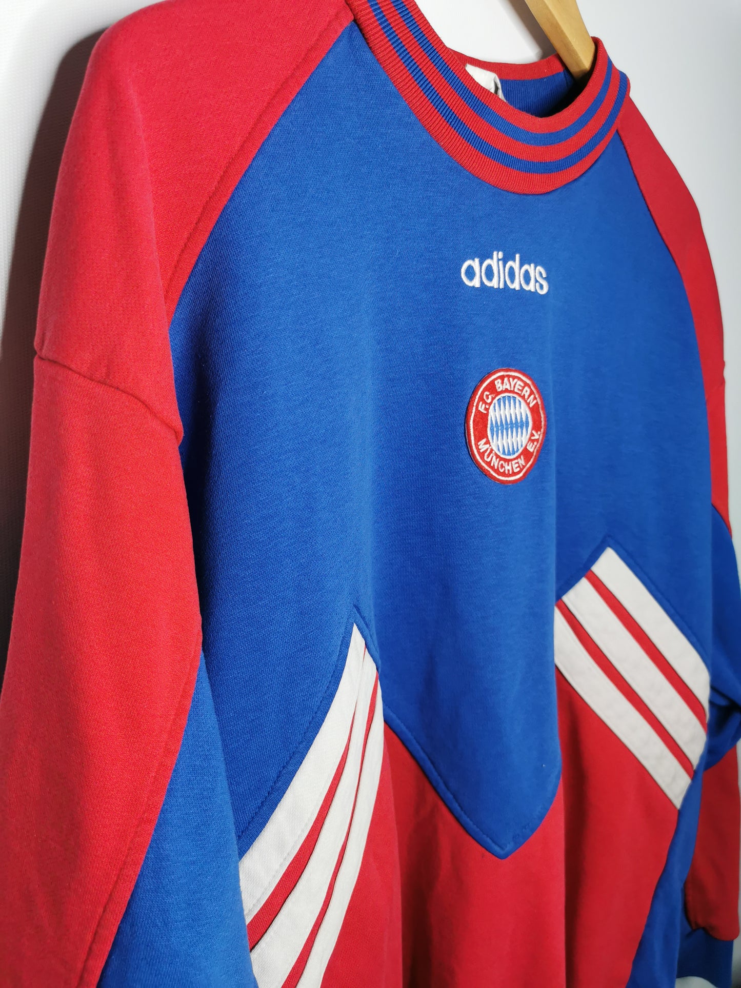 1993 Bayern Munich Sweatshirt, Medium