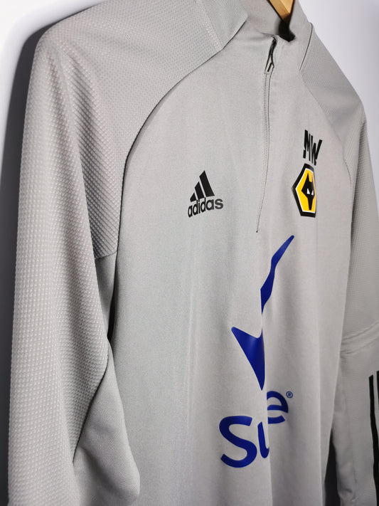Authentic 2019 Wolves Staff Issued Training Top (Image 2)