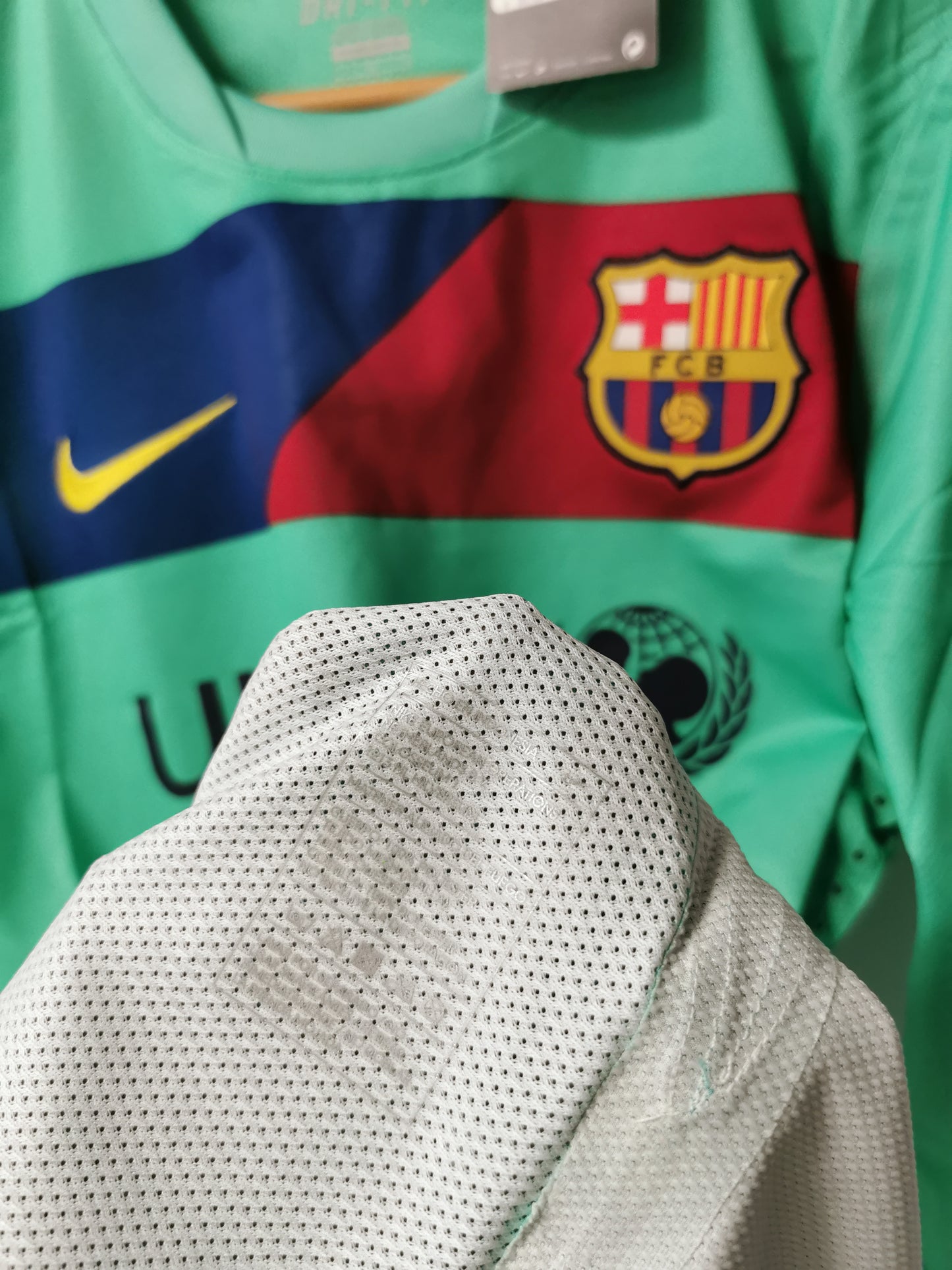 2010 Barcelona Away Kitroom Issue Long Sleeve, Large