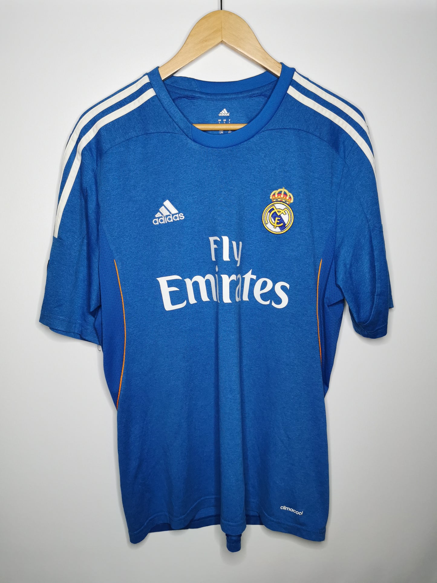 2013 Real Madrid Away, Large
