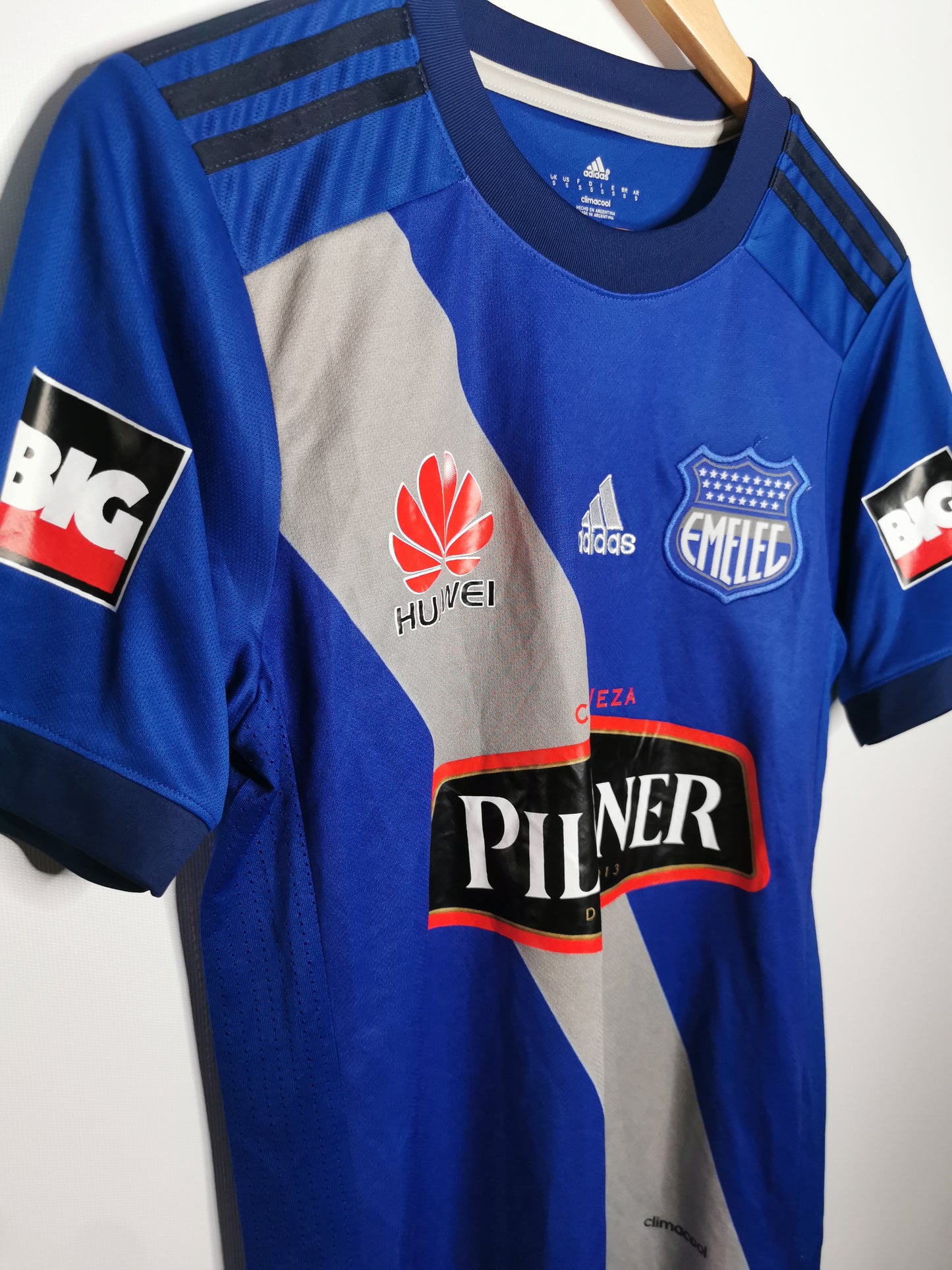 2017 Emelec Home, Small