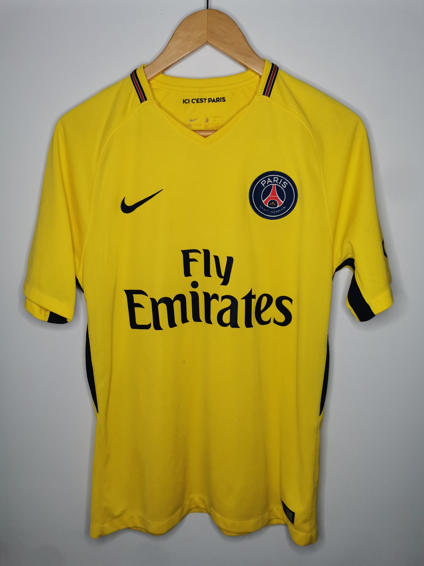 2017 PSG Away Mbappe 29, Medium