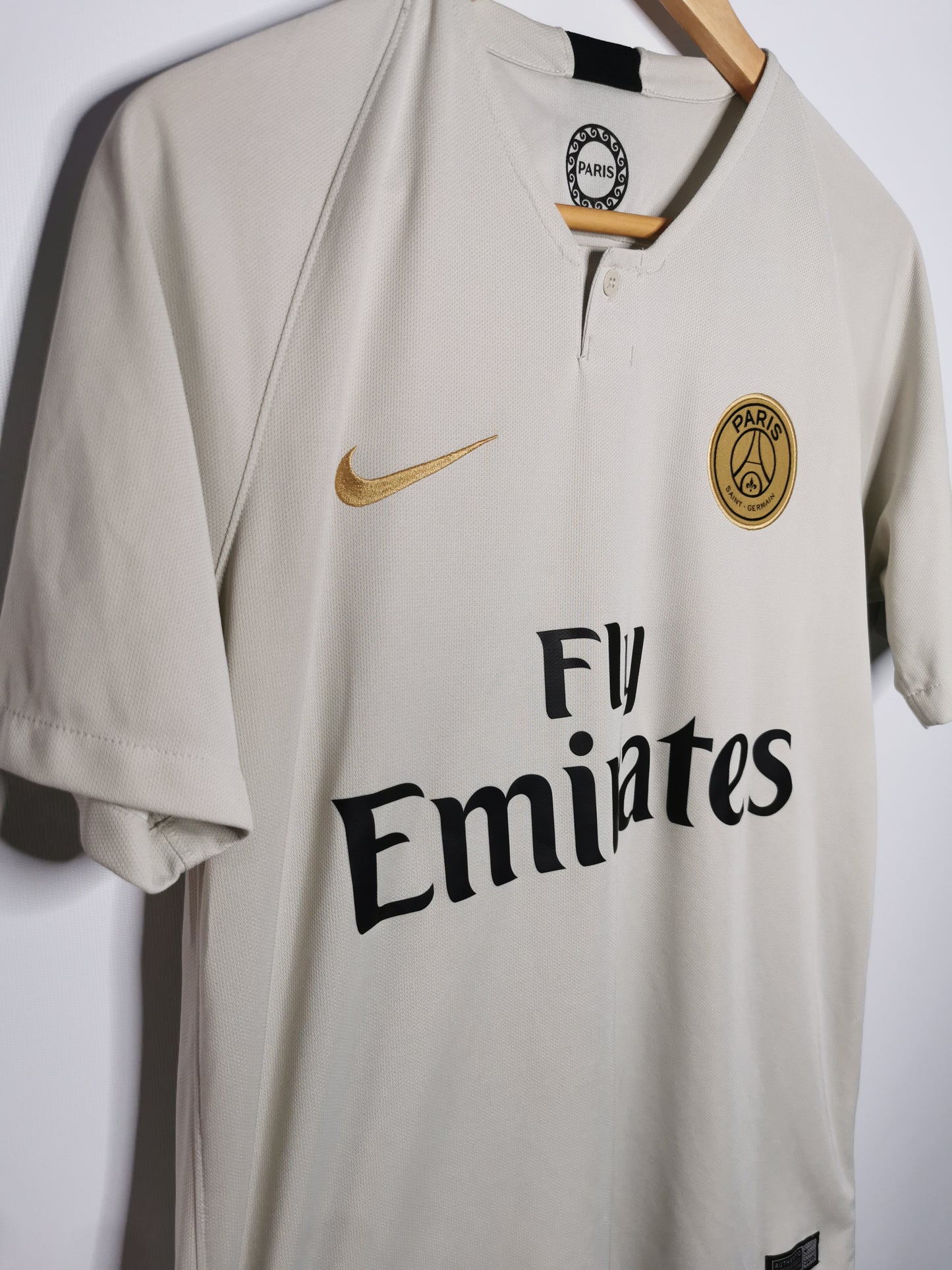 2018 PSG Away Mbappe 7, Medium