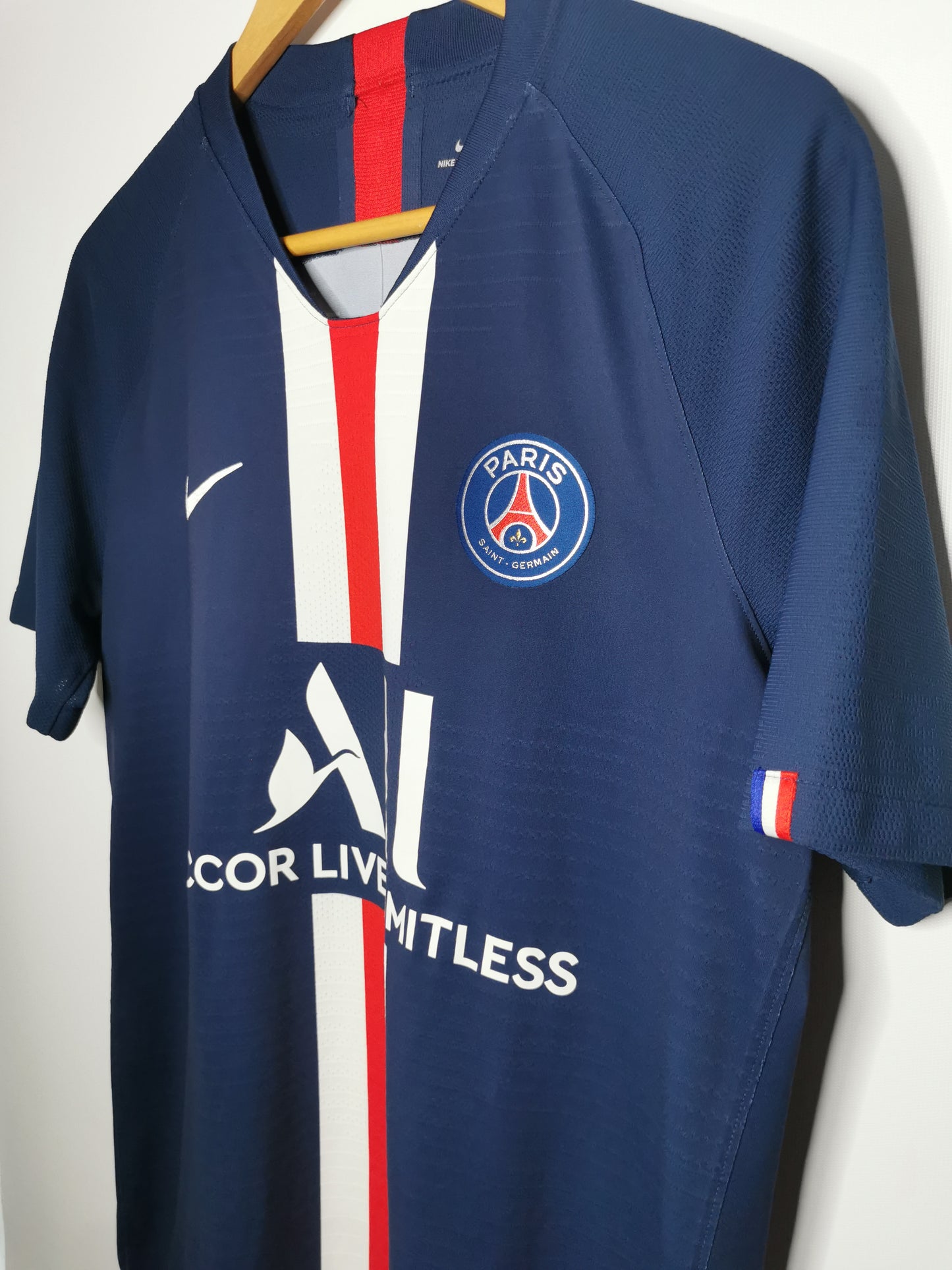 2019 PSG Home Player Spec Mbappe 7, Medium