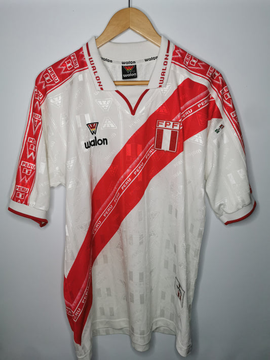 2000 Peru Home, Large