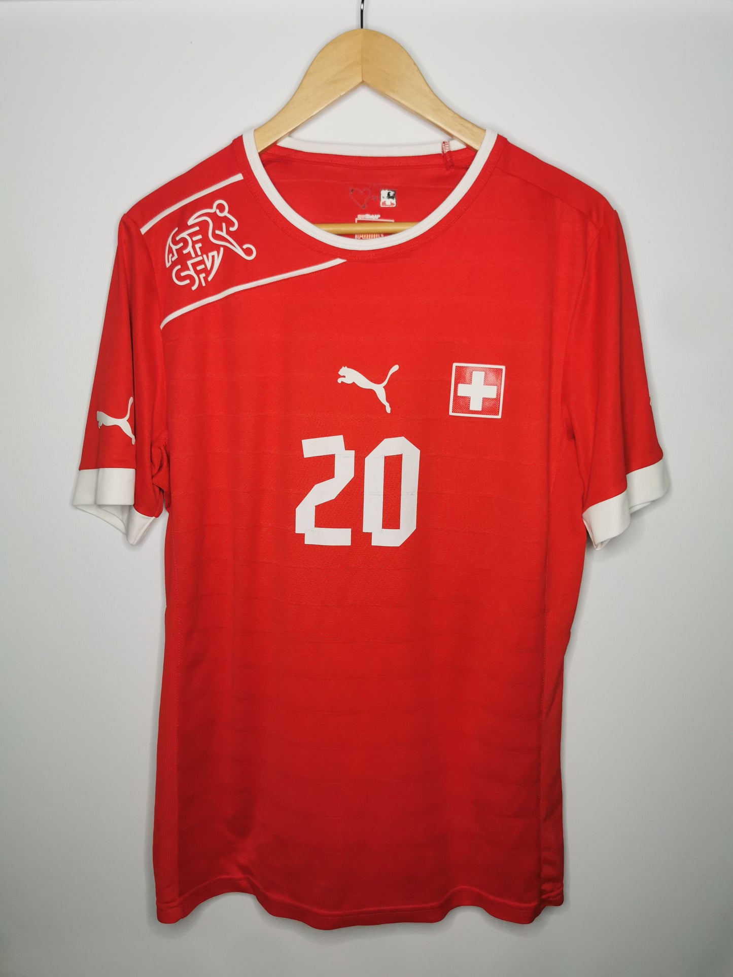 2012 Switzerland Home #20, Large
