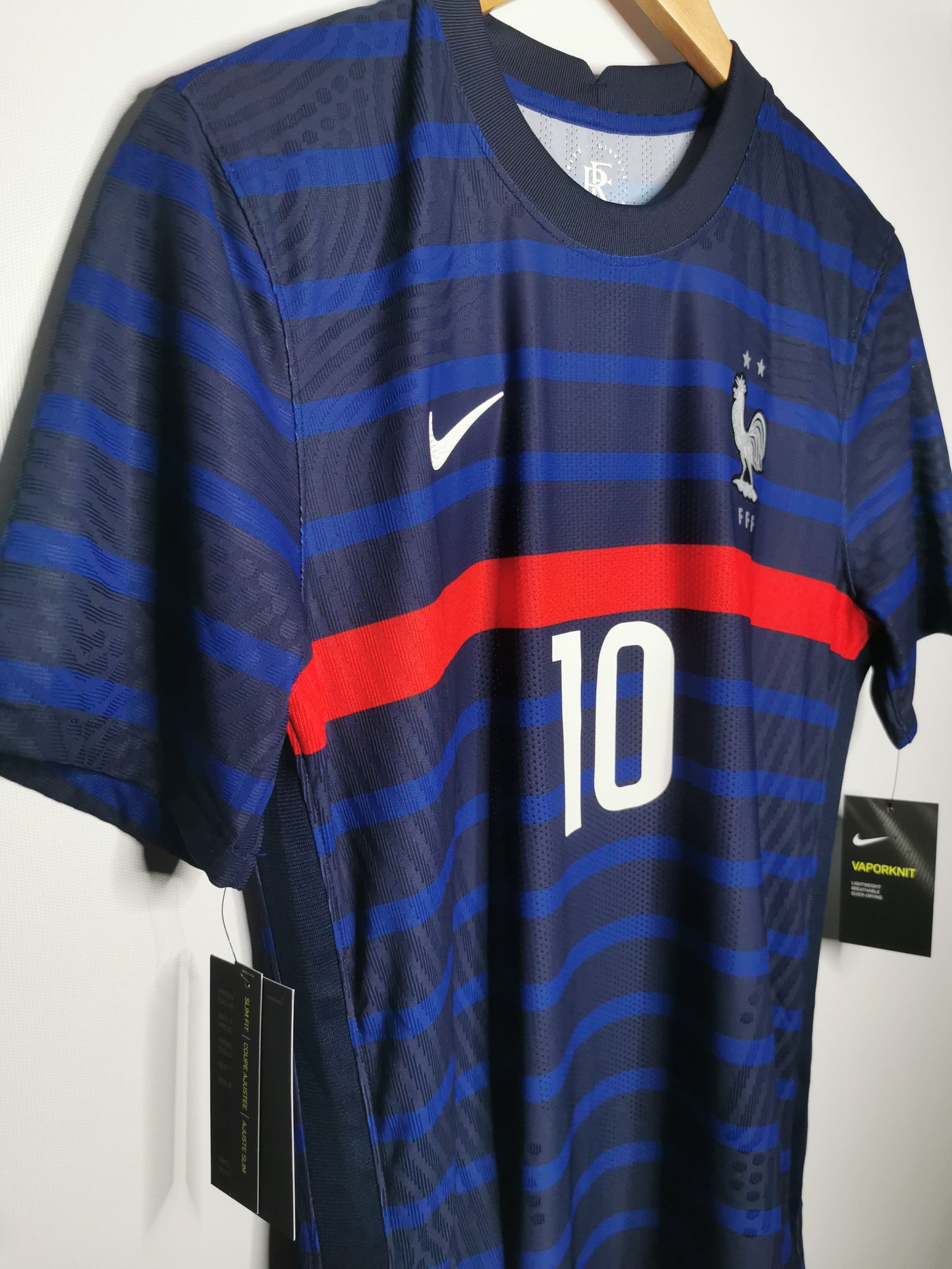2020 France Home Player Spec 'Mbappe 10', Medium