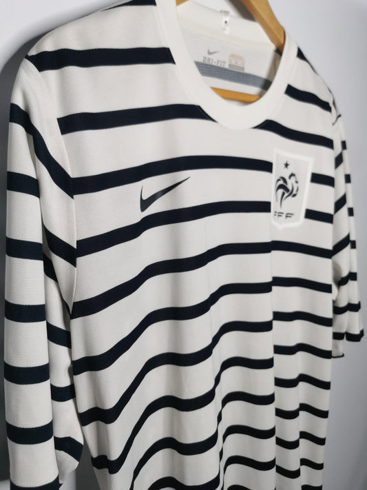 Authentic 2011 France Away Player Spec (Image 2)