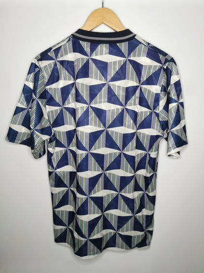 1990 Northern Ireland Away, Medium