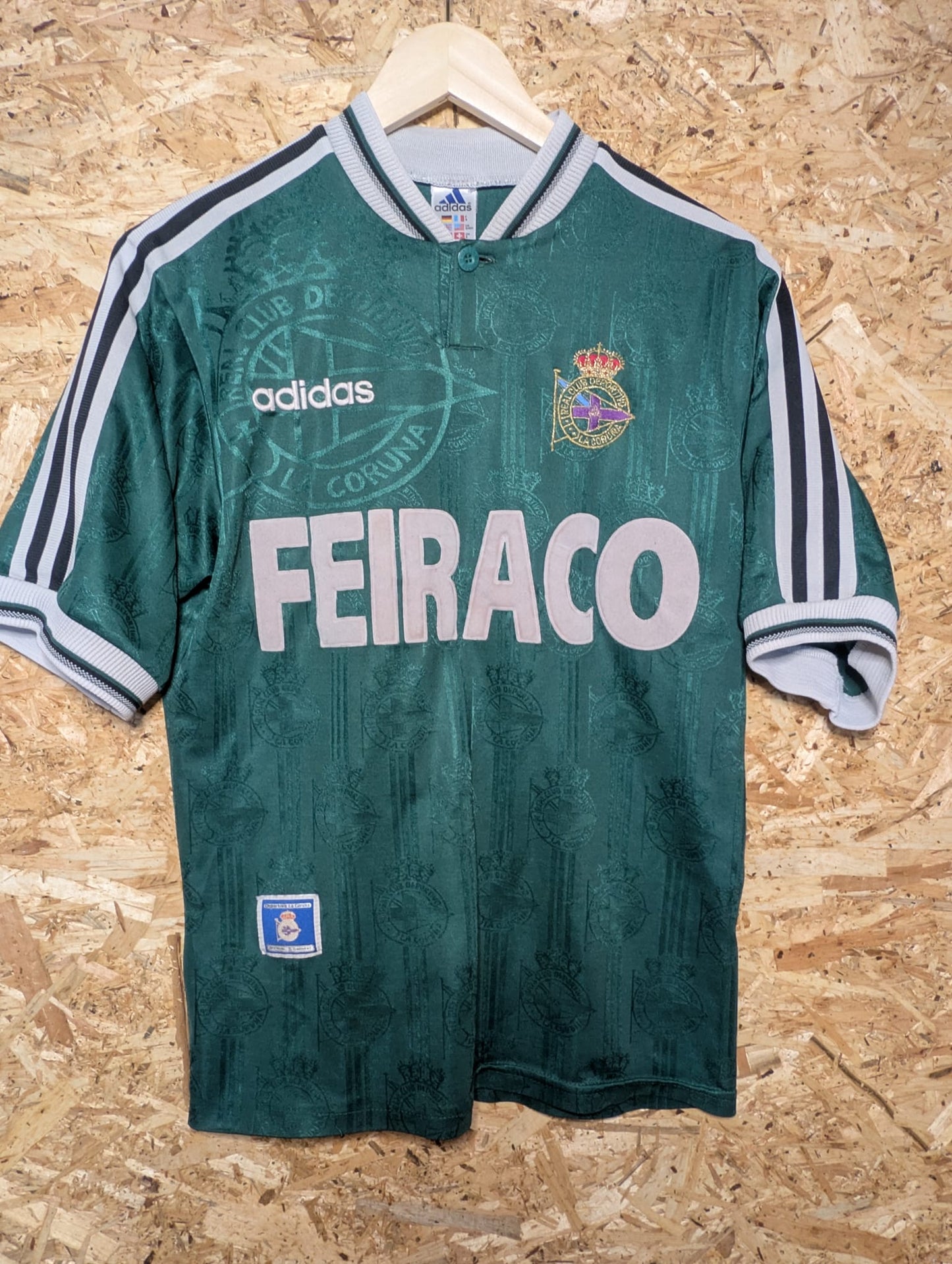 1996 Deportivo La Coruna Away, Small