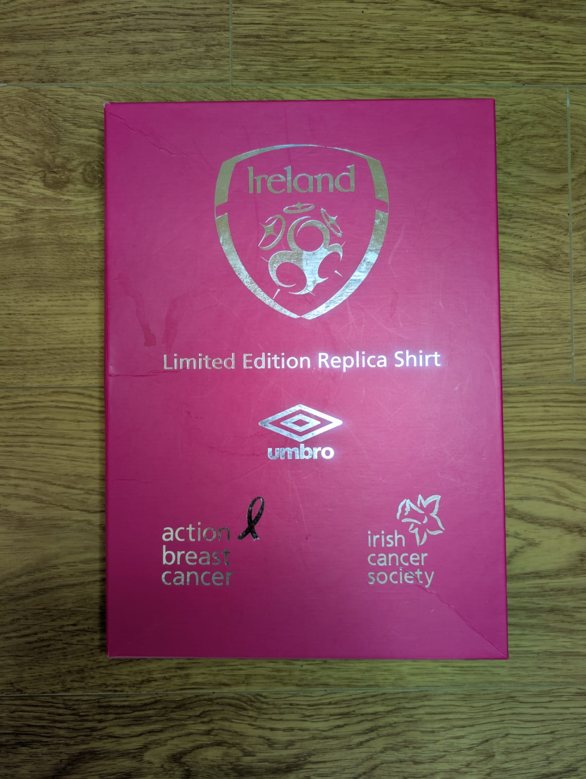 2010 Ireland Pink Limited Edition with Box, Size 44 (X Large)