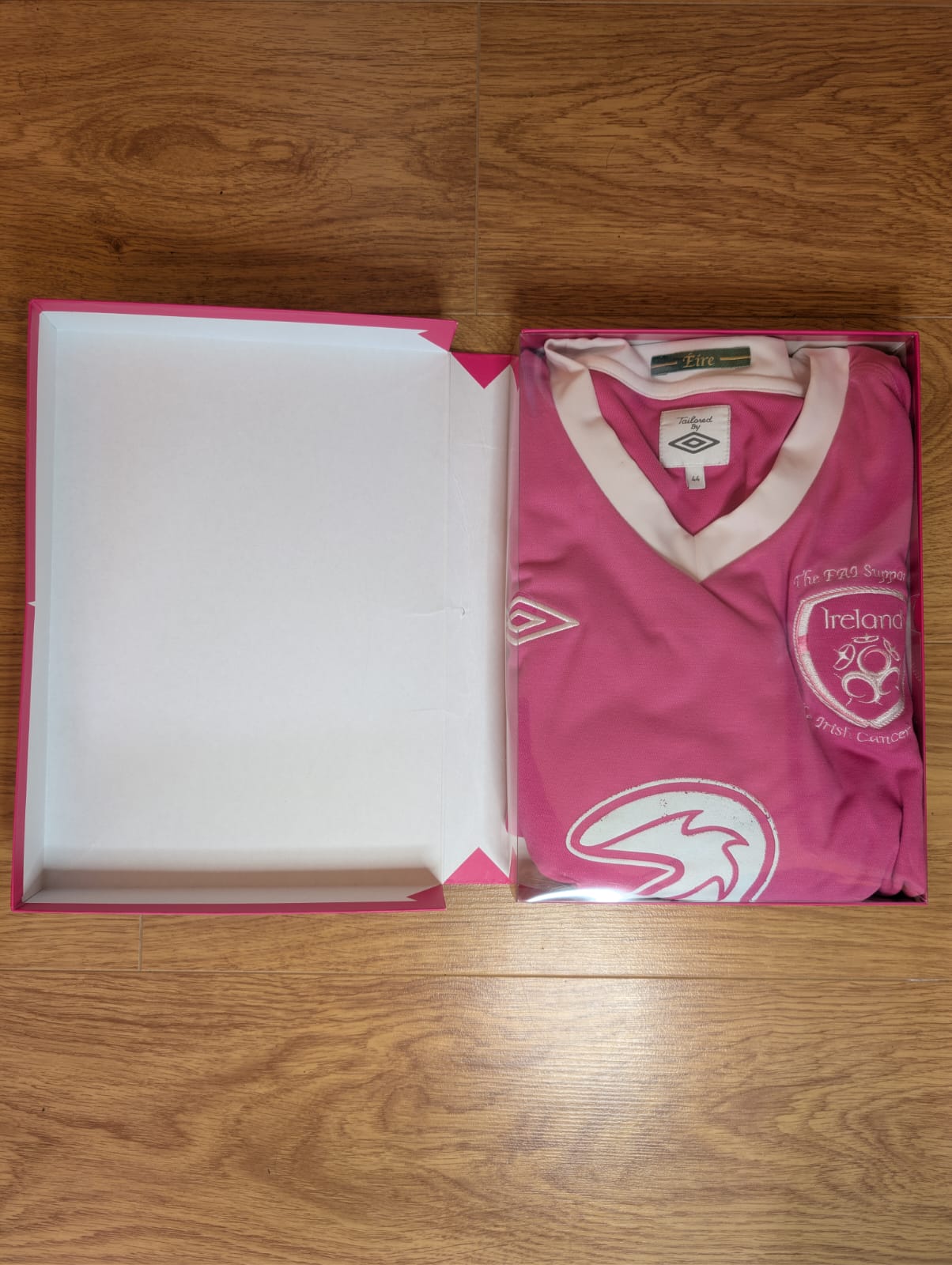 2010 Ireland Pink Limited Edition with Box, Size 44 (X Large)