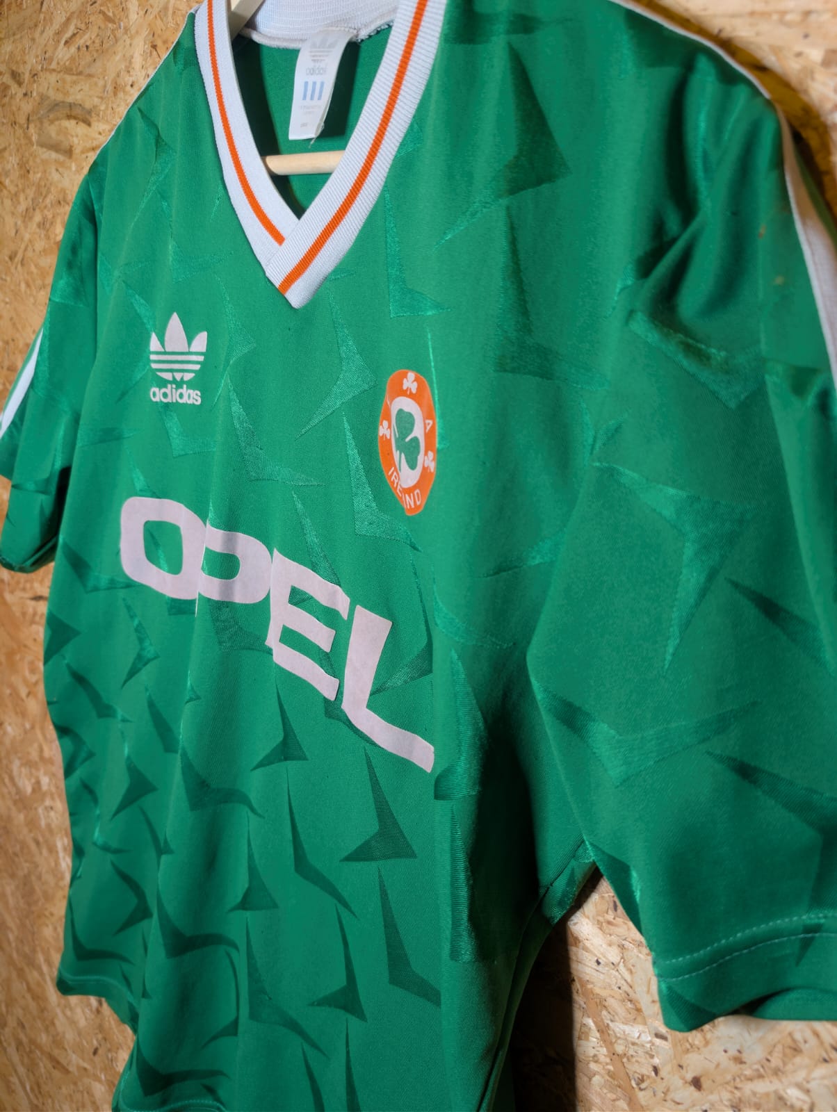 1990 Ireland Home, Large (fits Medium)