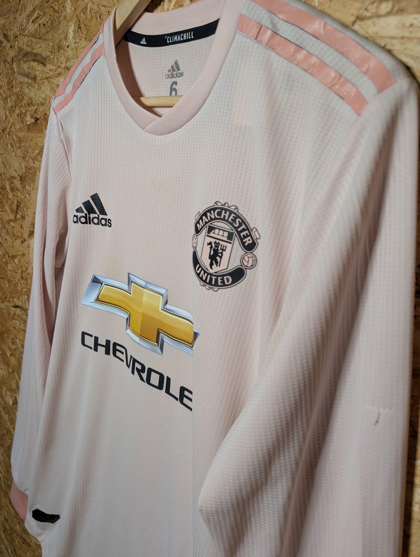 Manchester United Away 2018 Adidas Long Sleeve Kitroom Issued Football Shirt, Size 6 (Medium)