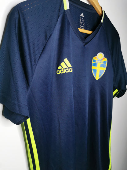 2014 Sweden Training Tee, Large (fits Medium)