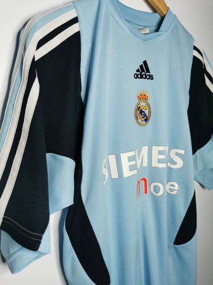 2003 Real Madrid Goalkeeper 'Casillas 1', Medium