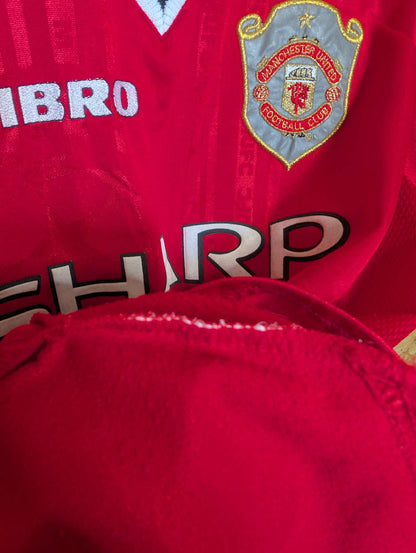 1999 Man United European Home (1 Star), Large