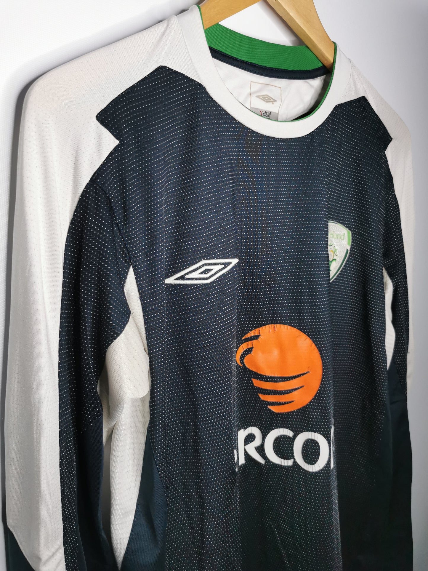 2007 Ireland Goalkeeper, Small (fits Medium)