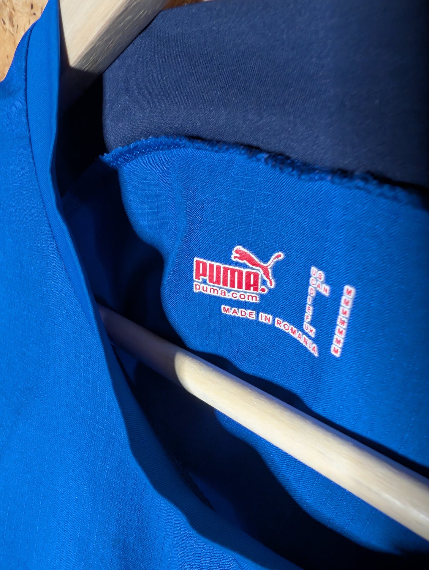 2006 Italy Home, Medium