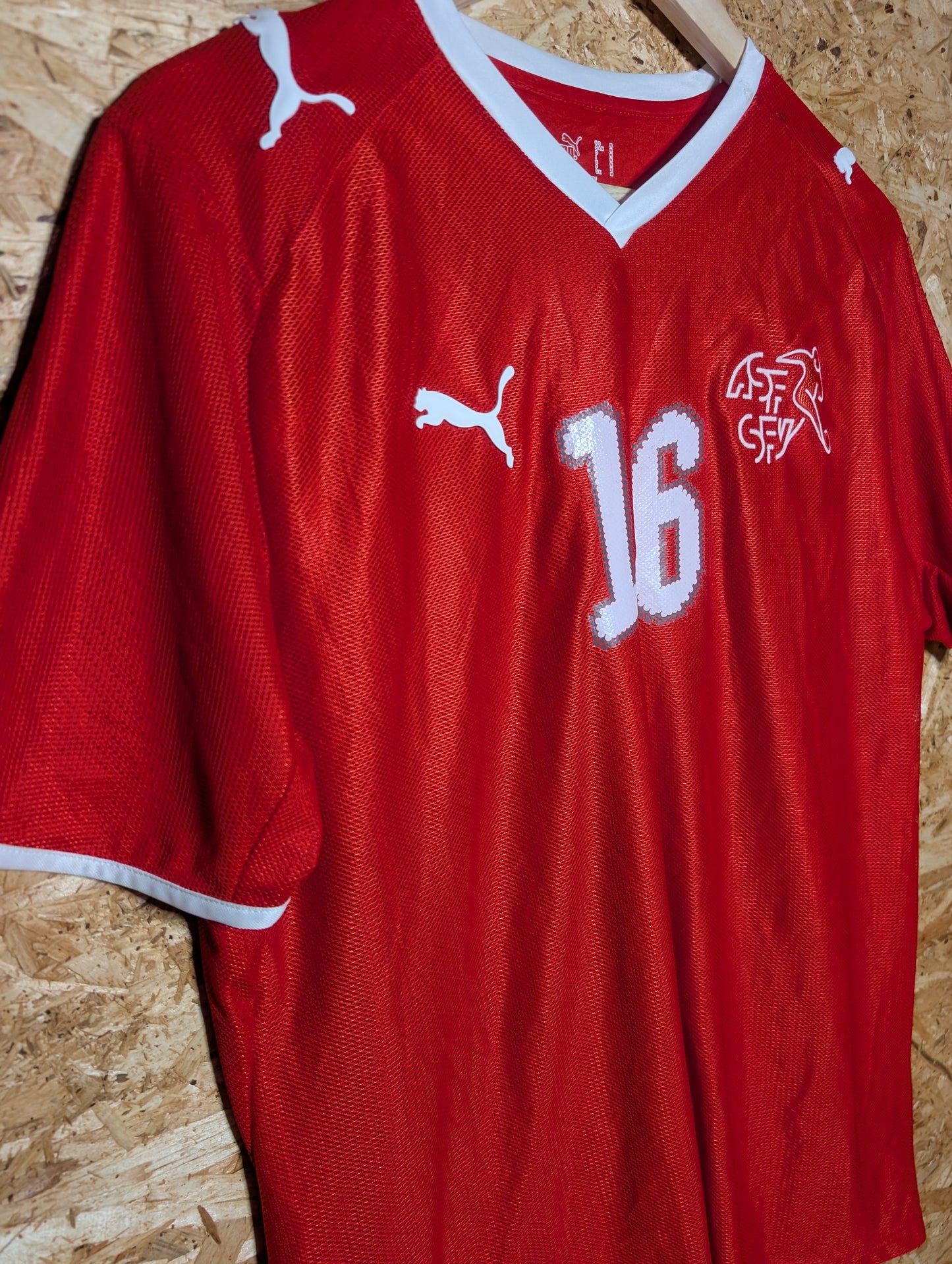 2008 Switzerland Home Match Issued & Signed 'Barnetta 20'