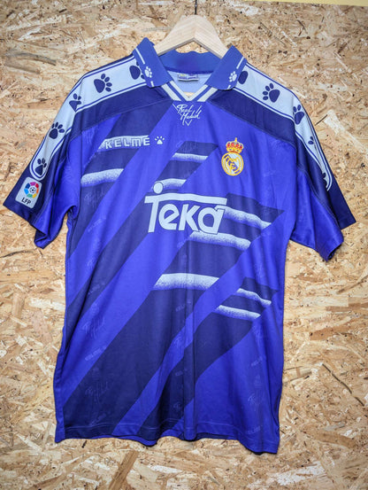 1994 Real Madrid Away, Medium