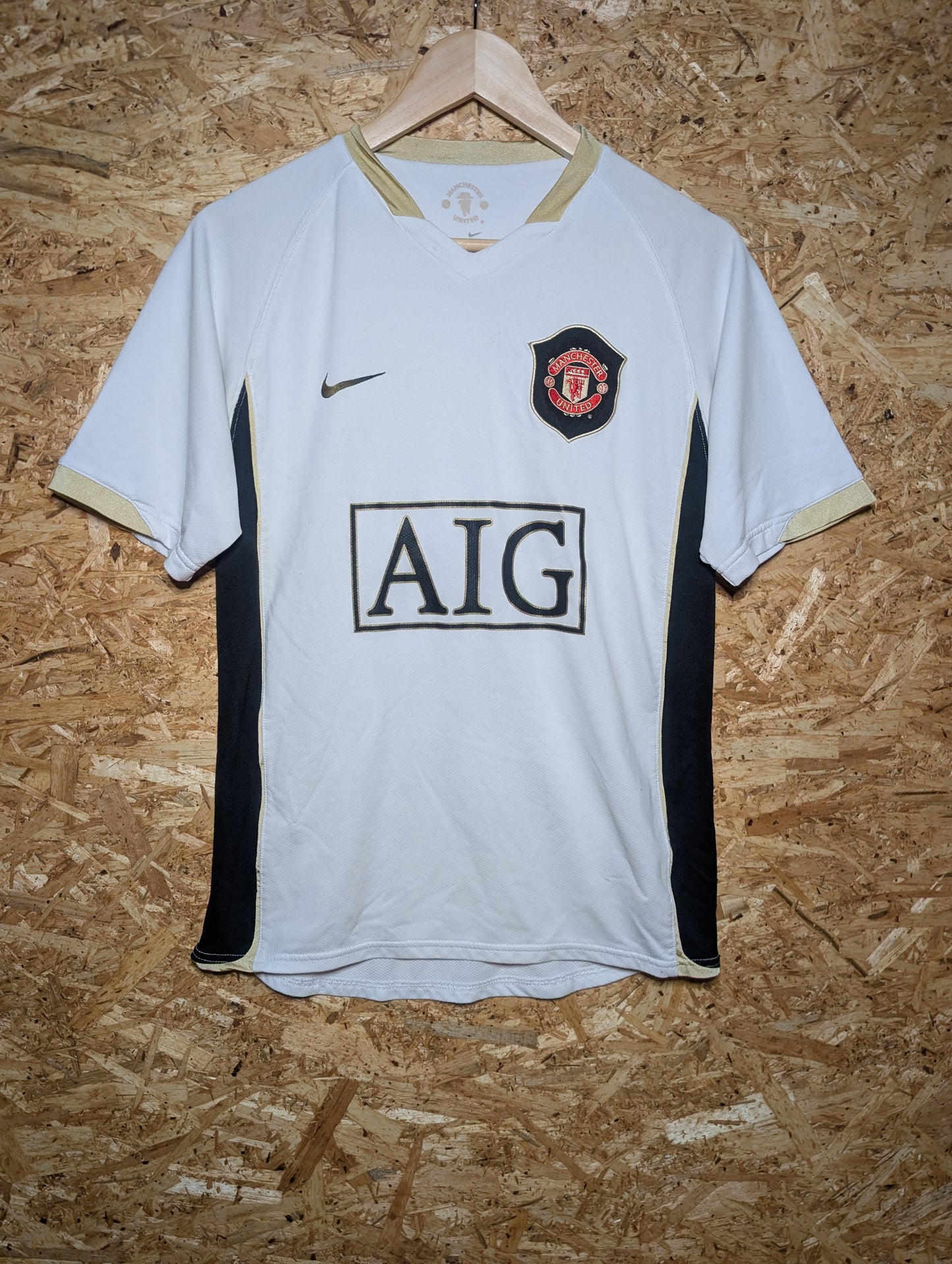 Manchester United Away 2006 Nike Authentic Football Shirt, Small