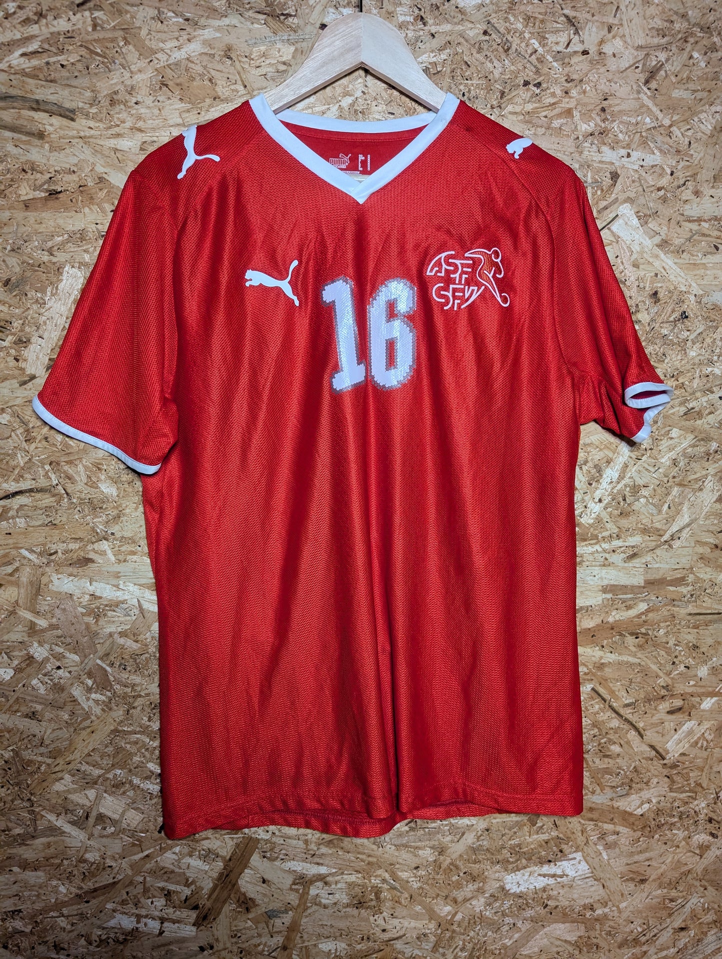 2008 Switzerland Home Match Issued & Signed 'Barnetta 20'