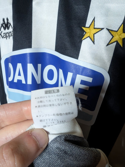 Authentic Juventus 1994 Kappa Black and White Home Football Shirt (Image 6)