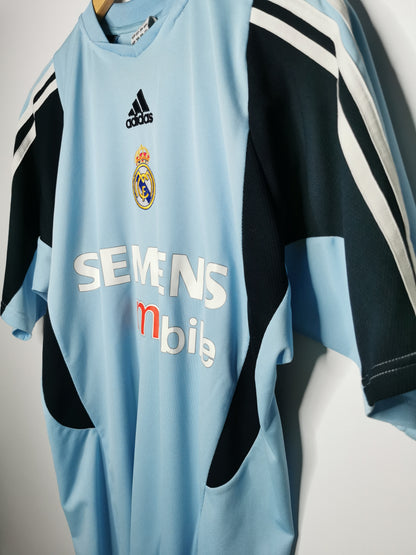 2003 Real Madrid Goalkeeper 'Casillas 1', Medium