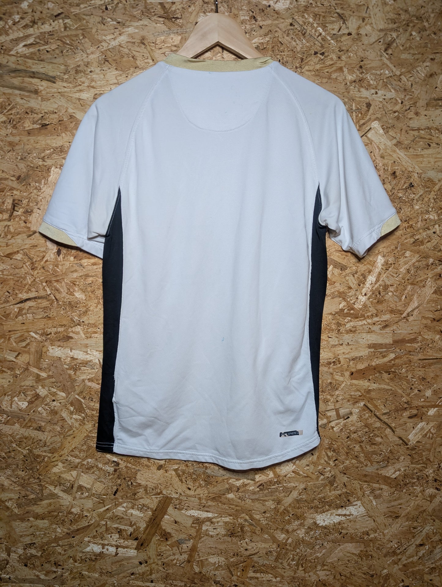 Manchester United Away 2006 Nike Authentic Football Shirt, Small