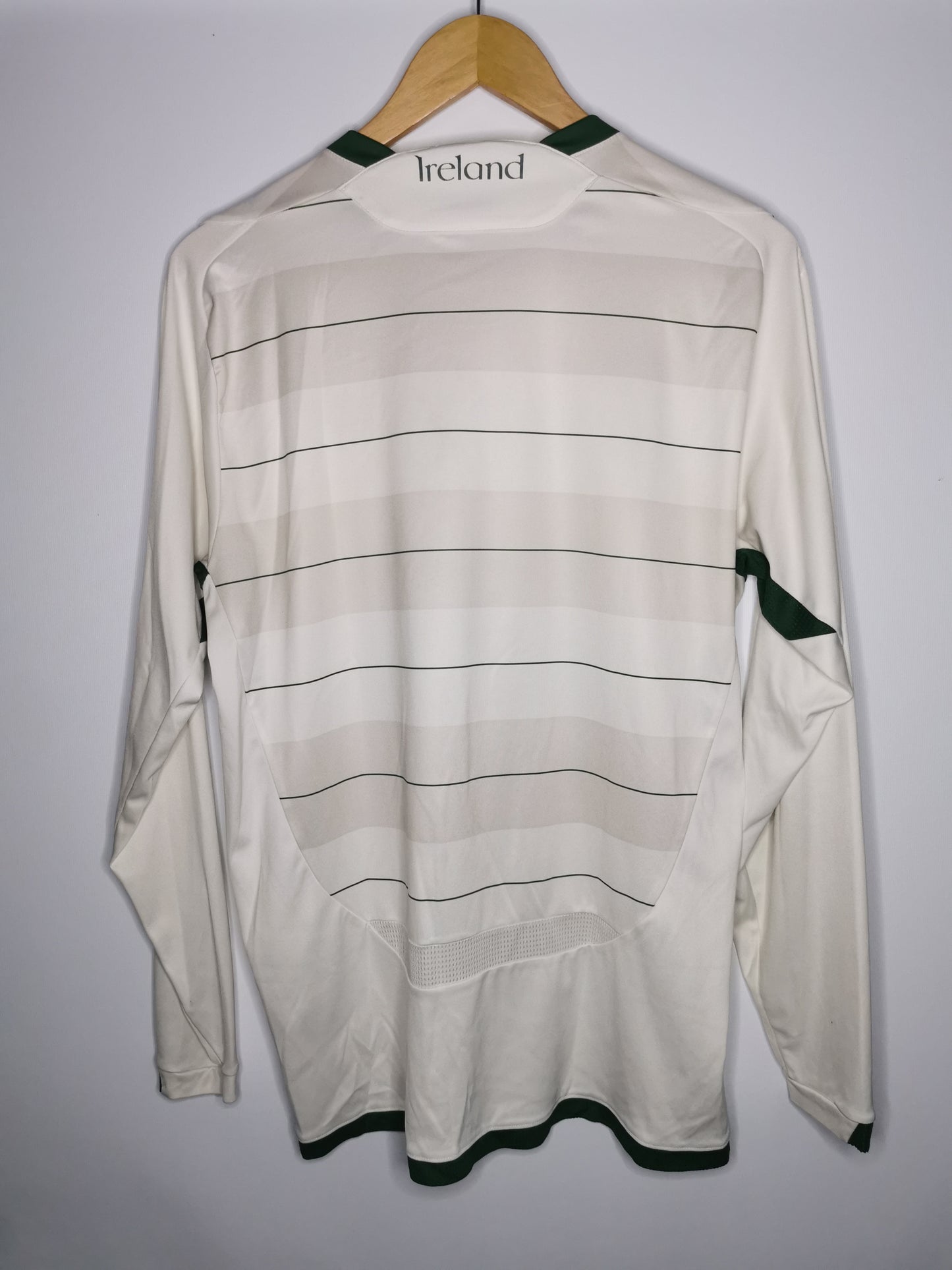 2007 Ireland Away Long Sleeve, Medium
