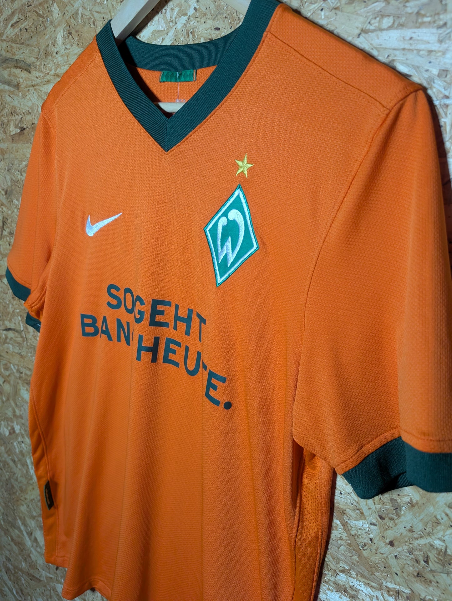 Authentic Werder Bremen 2009 Nike Away Football Shirt 'Özil 11' (Image 4)