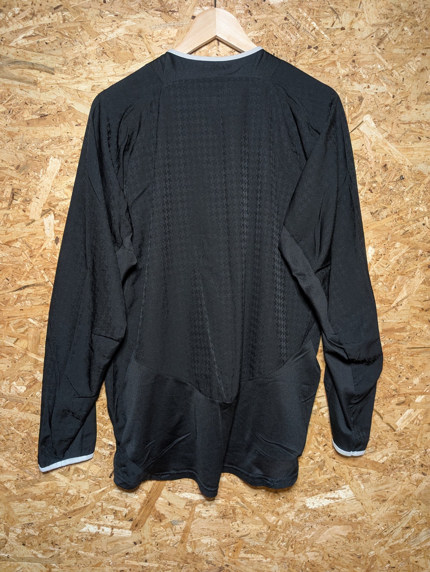 Manchester United Away 2003 Nike Long Sleeve Authentic Football Shirt, Large
