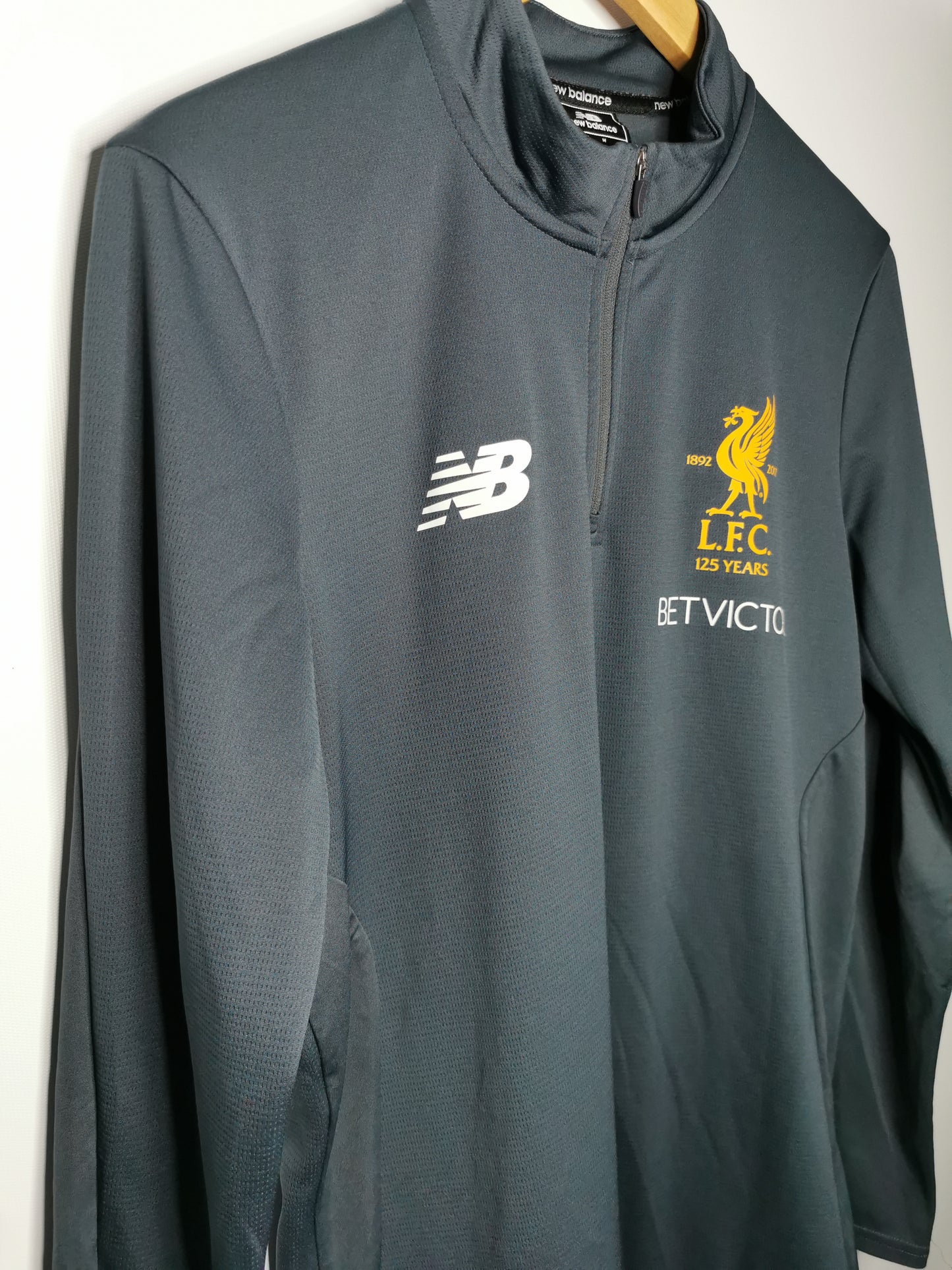 2019 Liverpool Sweatshirt, Medium