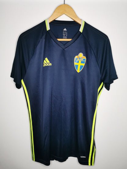 2014 Sweden Training Tee, Large (fits Medium)