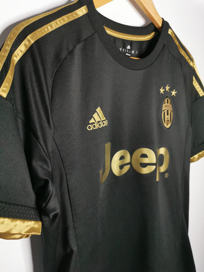 2015 Juventus Third, Medium