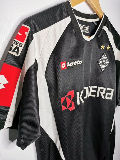 2006 Borussia Monchengladbach Away, Medium