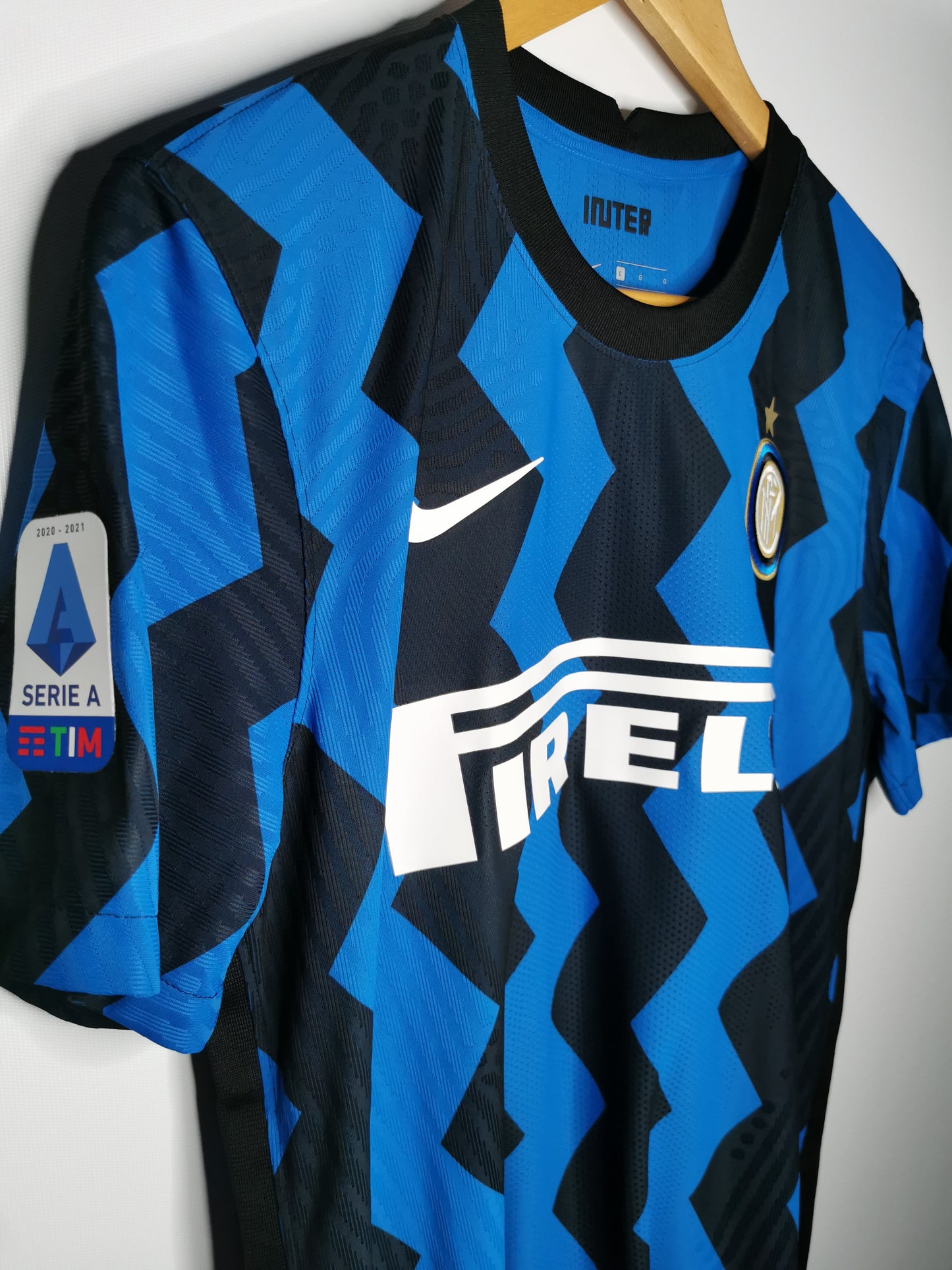 2020 Inter Milan Home Romelu Lukaku Player Spec signed, Large
