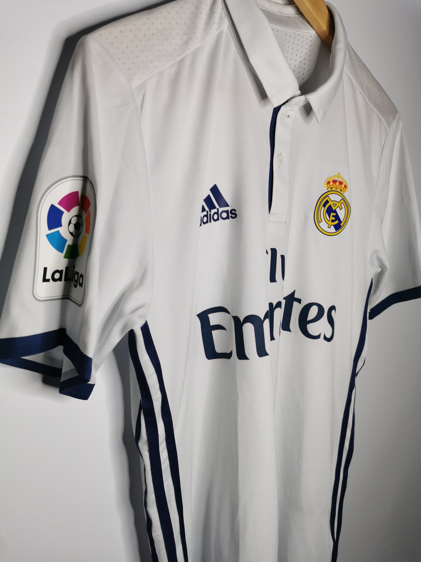 2016 Real Madrid Home Match Worn 'Vazquez 17' vs Villarreal