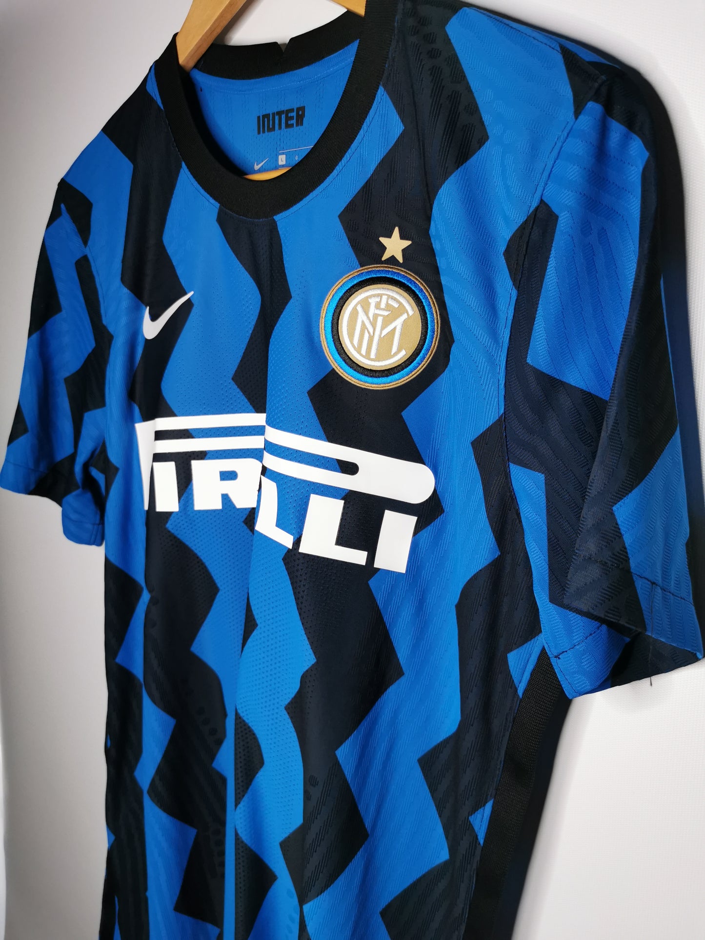 2020 Inter Milan Home Romelu Lukaku Player Spec signed, Large