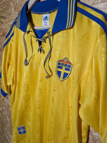 1998 Sweden Home, Medium