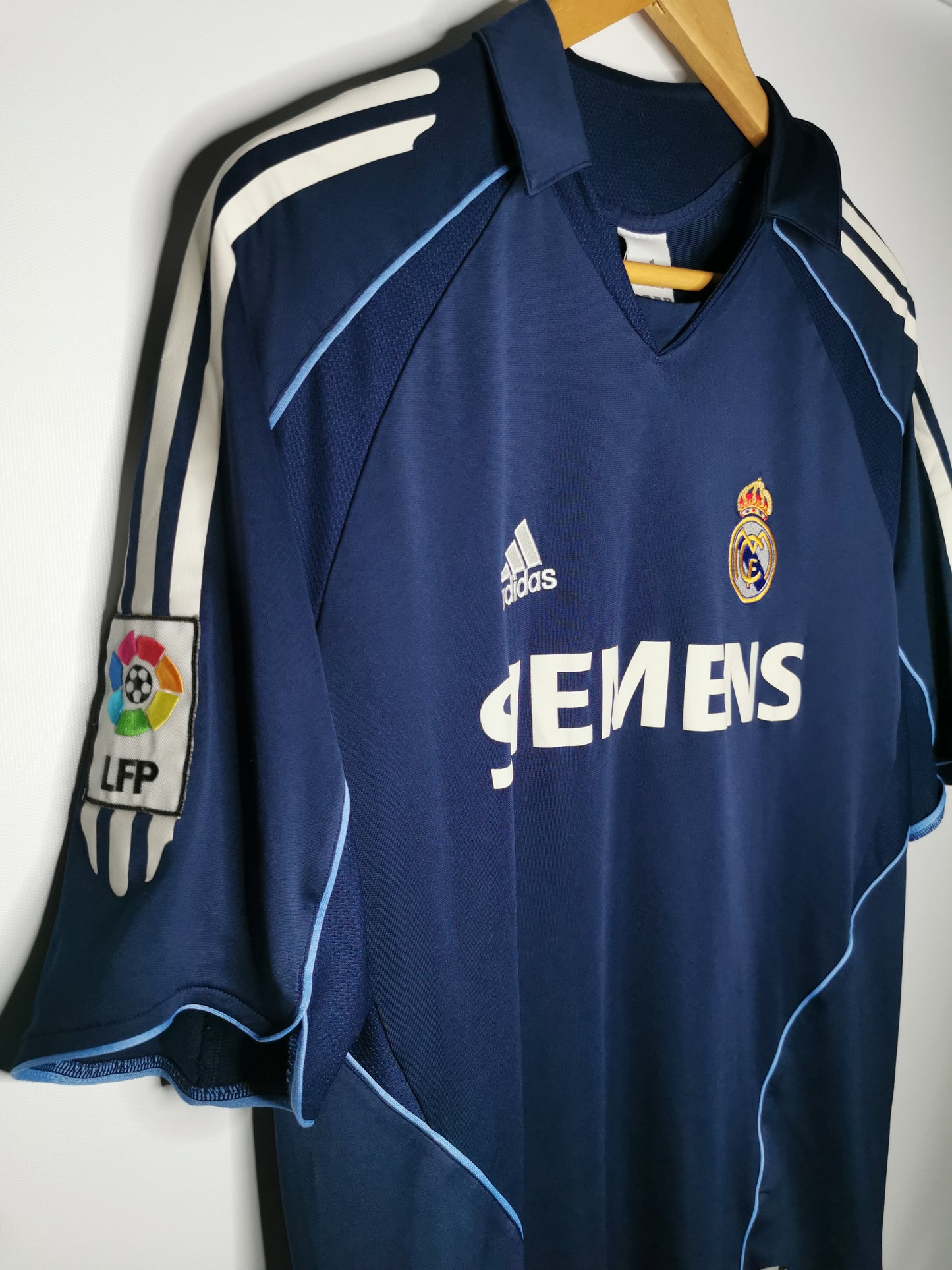 2005 Real Madrid Away 'Zidane 5', Medium