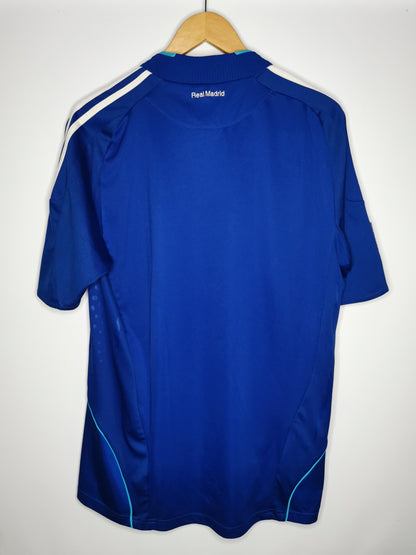 2008 Real Madrid Away, Medium