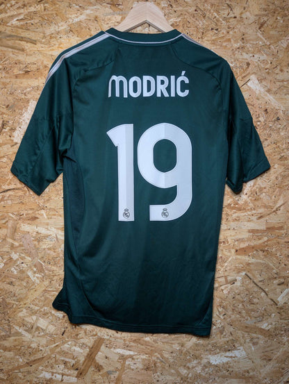 2012 Real Madrid Third 'Modric 19', Medium