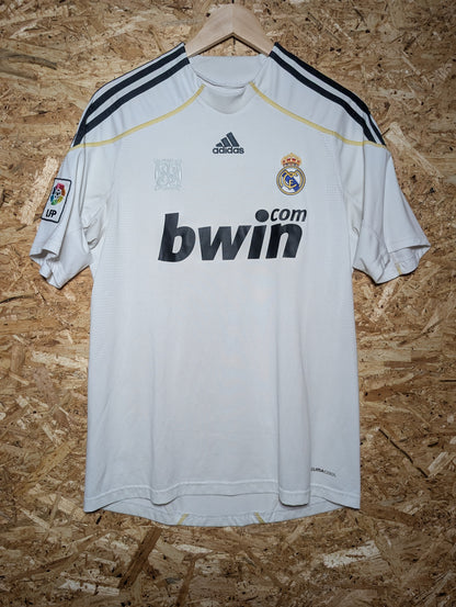 Authentic Real Madrid 2009 Adidas Home Football Shirt 'Kaká 8', Medium (Image 1)