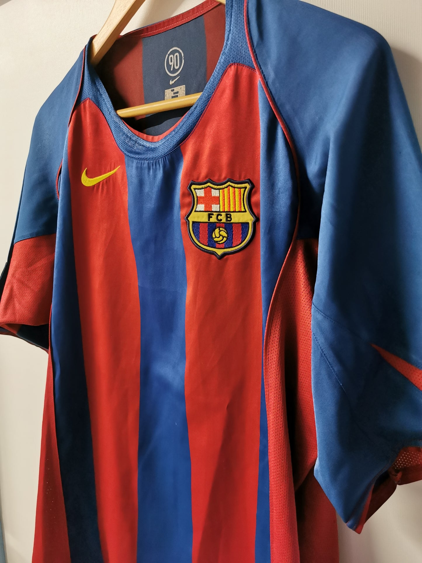 2004 Barcelona Home, Large