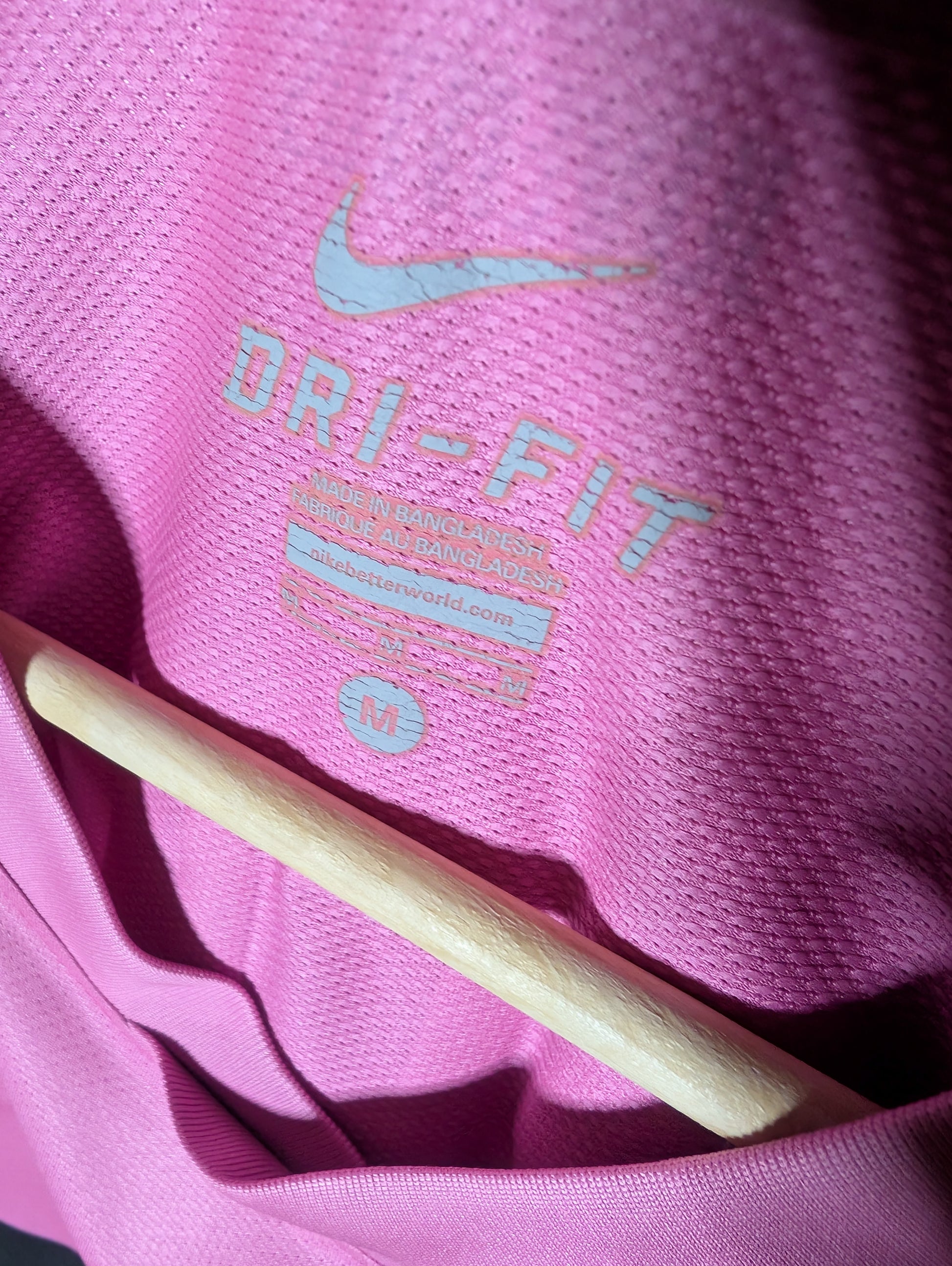 Authentic Juventus 2011 Nike Pink Away Football Shirt 'Marchisio 8' (Image 6)