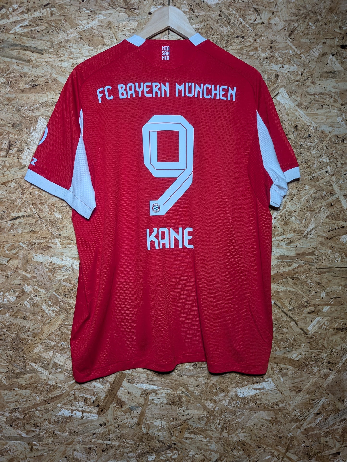 Bayern Munich 2025 Adidas Player Spec Home Football Shirt 'Kane 9' BNWT (Image 2)